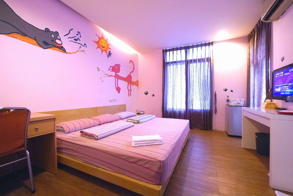 Luca Hotel Taichung Esterno foto