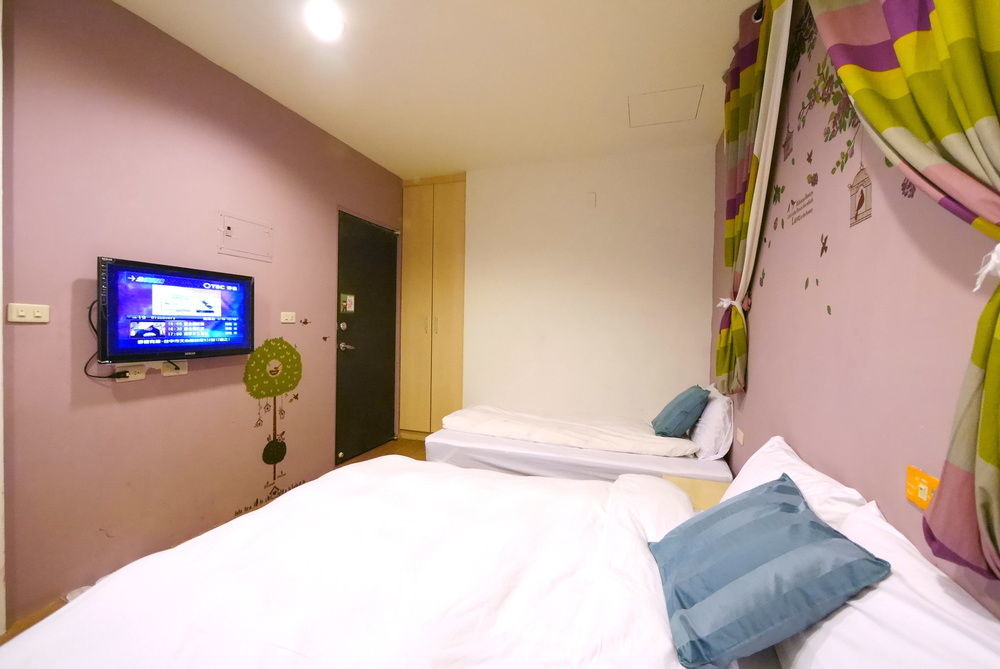 Luca Hotel Taichung Esterno foto