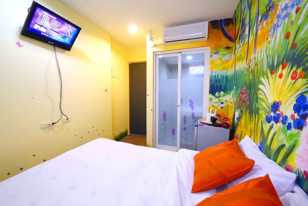 Luca Hotel Taichung Esterno foto