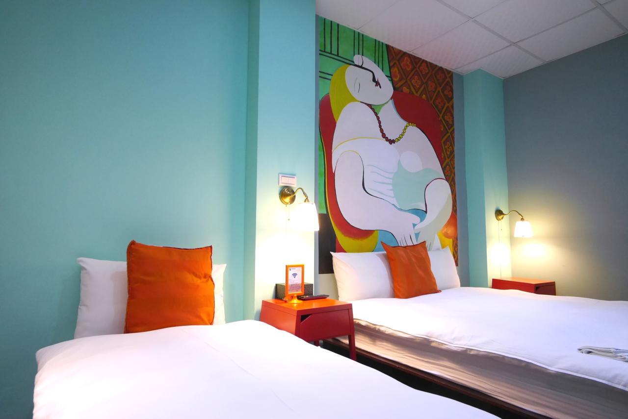 Luca Hotel Taichung Esterno foto