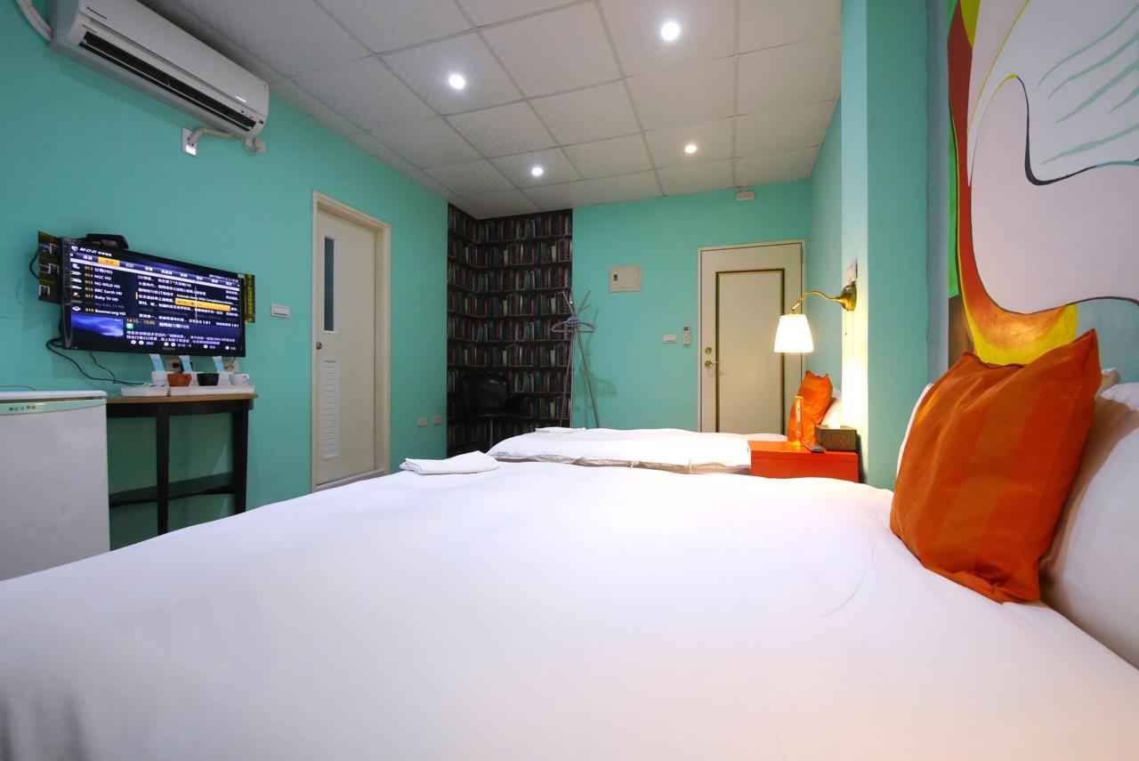 Luca Hotel Taichung Esterno foto